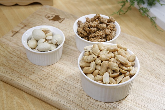 Can Birds Eat Peanuts? Safety, Aflatoxin and Best Practice